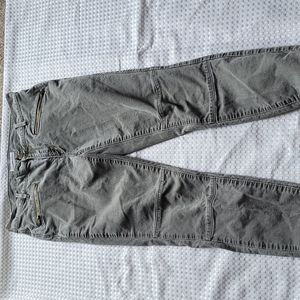 LOFT Green Corduroy pants Modern Skinny Ankle Size 28/6